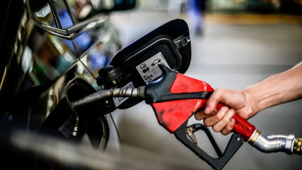 Durigan: cautela na retirada de subsídios com alta do petróleo