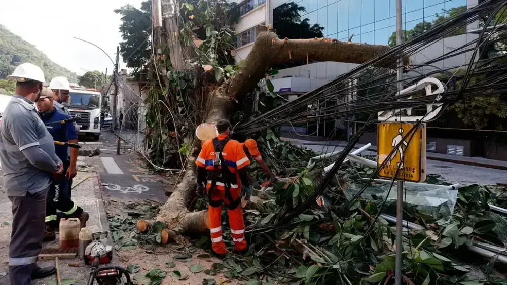 Especialistas defendem investimento em rede elétrica resiliente