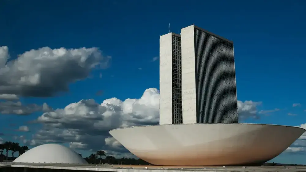 Estudo aponta Congresso fortalecido com menos transparência