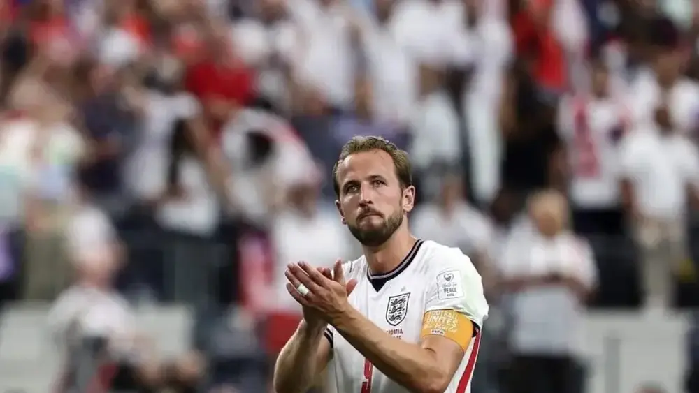 Kane pede calma à Inglaterra após classificação heroica
