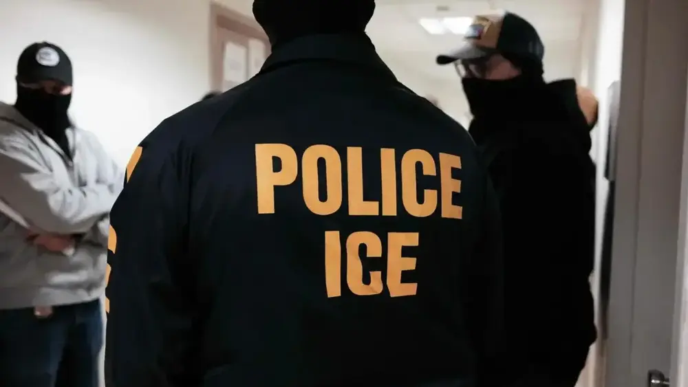 Professor de jiu-jítsu é preso pelo ICE nos EUA; alunos pedem soltura