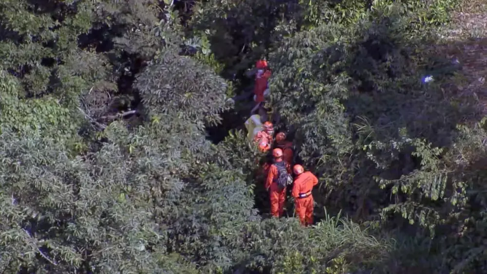 Queda de helicóptero no Rio mata 4, incluindo 3 turistas da mesma família