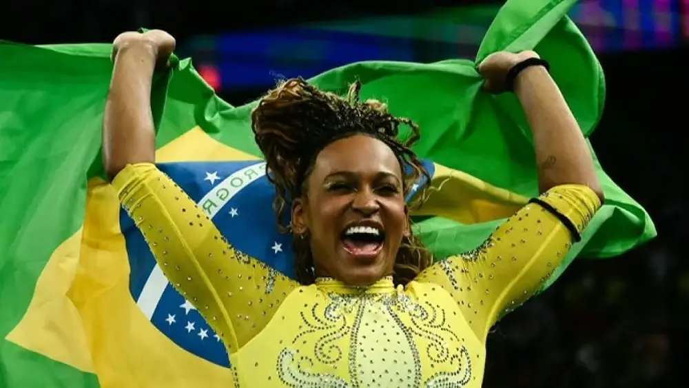 Rebeca Andrade lidera no salto com nota mais alta de 2026