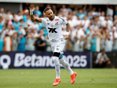 Neymar marca na despedida da Vila, Santos vence e sai do Z4