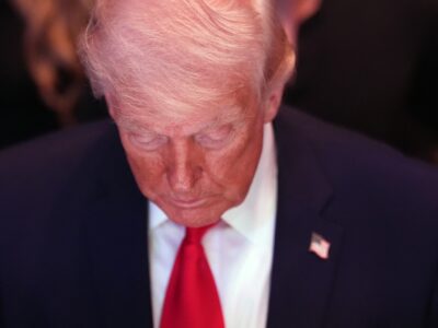 Trump provoca Irã e publica imagem de navios afundados