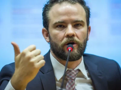 Desenrola para adimplentes será anunciado até o fim do mês