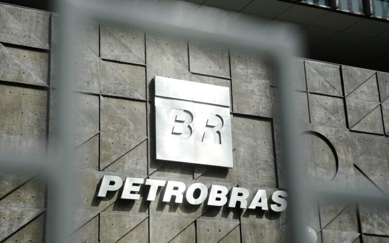 Petrobras adere a subvenção de R$ 1,12 por litro de diesel